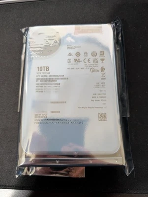 P11186-001 0 Hrs w/Tray   HPE 10TB SAS 12G 7.2K LFF LP He 512e DS HDD - Image 1 of 2