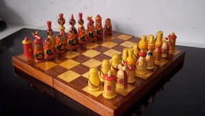 Russian Doll Chess Set Cased Used Matryoshka Simply Lovely - Picture 1 of 18