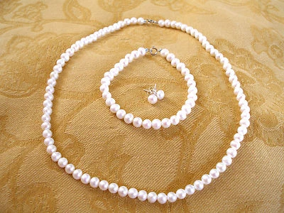 CONJUNTO - Collar, pendientes y pulsera de perlas blancas o rosas de plata de ley Foto 1 de 4