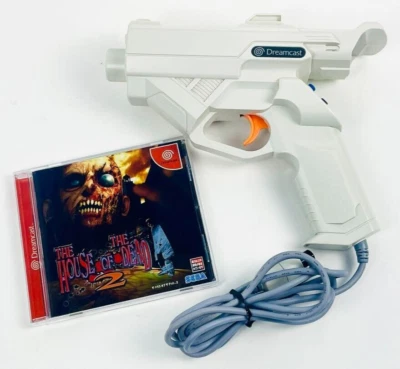 Dreamcast Gun HKT-7800 w/ The House the dead 2 game tested - Image 1 of 4
