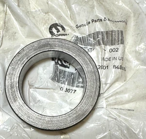 Genuine Mopar Axle Shaft Ring / Wheel Bearing Retainer 83503077 - Picture 1 of 3