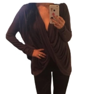 Mangas largas de punto fluido cruzado para Cynthia - Imagen 1 de 4