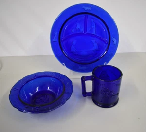 TIARA GLASSWARE CHILD’s BLUE MOTHER GOOSE NURSERY RHYME 3 Pc SET Mug Bowl Plate - Picture 1 of 1