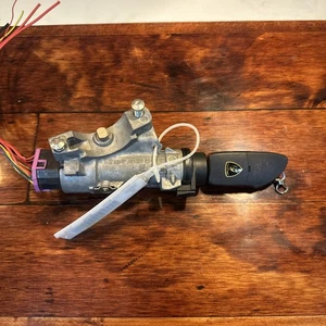 Lamborghini Gallardo Ignition switch barrel with key 4B0905851 - Picture 1 of 5