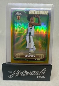 Topps 2025 cromo AJ Johnson #145 refractor de oro/50 RC Bucks - Imagen 1 de 3
