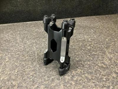 Abrazadera elevadora de manillar Ski Doo ACE Renegade MXZ 600 2021 25 L Foto 1 de 3