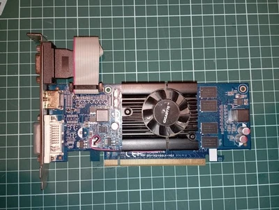 NVIDIA GV-N210D3-1GI GIGABYTE GEFORCE GT210 1GB DDR3 SCHEDA VIDEO GT 210 NVIDIA - Immagine 1 di 2