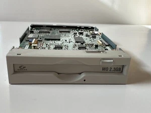 Fujitsu MCR3230SS Int. 2.3GB MO Drive SCSI - Picture 1 of 10