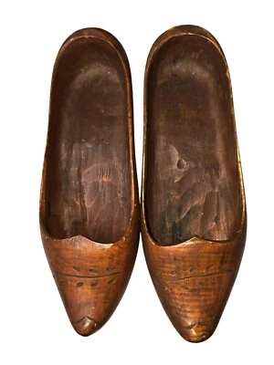 Zuecos de madera tallados a mano vintage decoración grabado decorativo decoración francesa holandesa Foto 1 de 4