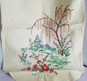 Vintage Asian Small Table Runner Embroidered Pagoda Cherry Blossom Flower - Picture 1 of 11