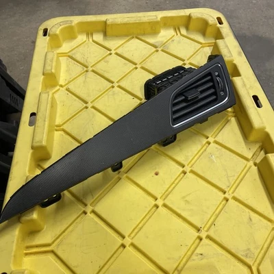 Hyundai Sonata 2015-2017 tablero del lado del pasajero derecho bisel de aire moldura ventilaciones gris OEM Foto 1 de 4