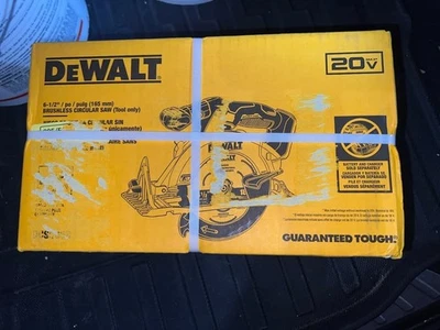 NEW DEWALT DCS565B 20V MAX 6-1/2" Brushless Cordless Circular Saw (Tool-Only)  - Image 1 of 4
