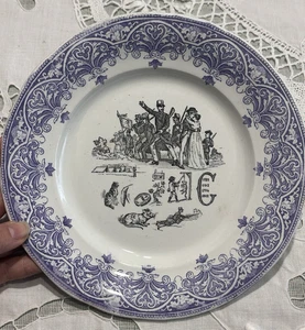 Antico piatto in ceramica Creil & Montereau - REBUS - Foto 1 di 4