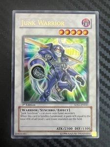 Yugioh Trödelkrieger 5DS1-DE041 Ultra Rare 1. Auflage MP - Bild 1 von 2