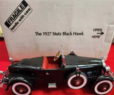 DANBURY MINT 1:24 Diecast Car 1927 Stutz Black Hawk - Image 1 of 4