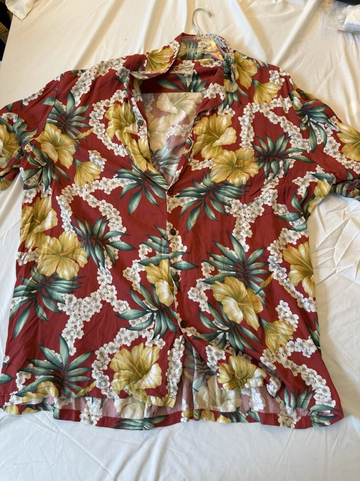 Hilo Hattie Red & White Tropical Floral Button Up Cotton Hawaiian Shirt Mens 3xl - Imagem 1 de 3