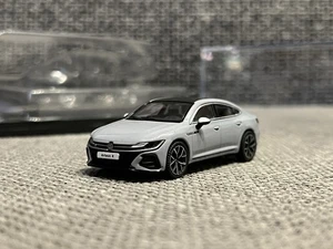 GCD Volkswagen Arteon 1:64 VW Diecast coche modelo gris similar a Kyosho - Imagen 1 de 13