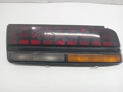 1988-1994 PONTIAC SUNBIRD ПРАВАЯ СТОРОНА ЗАДНИЙ ФОНАРЬ OEM, 166-01339R - Изображение 1 из 4