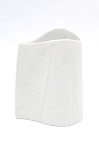 Vintage AK Kaiser Germany White Matte Porcelain Floral Flower Vase Signed Bud - Picture 1 of 4