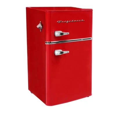 Frigidaire 3,2 cu. Mini nevera retro de 2 puertas con control de temperatura con esfera roja Foto 1 de 4