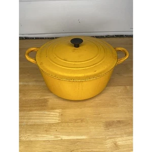 Le Creuset "D" Yellow Cast Iron Dutch Oven Pot w/Lid - Made In France, 3.5QT - Picture 1 of 6