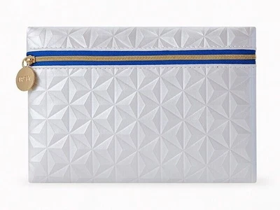 Bolsa de maquiagem Ipsy março 2023 prata pérola cintilante bolsa de viagem carteira estojo de embreagem - Imagem 1 de 4