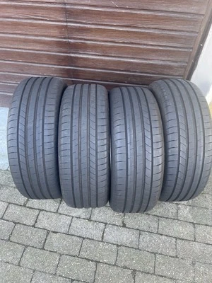 215/50 R 18 neuwertig, Goodyear Sommerreifen Eagle F1 - Bild 1 von 4