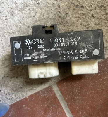 1J0919506K CENTRALINA ELETTROVENTOLA VW AG NEW BEETLE 1.9 TDI 2001 8310001010 - Immagine 1 di 3