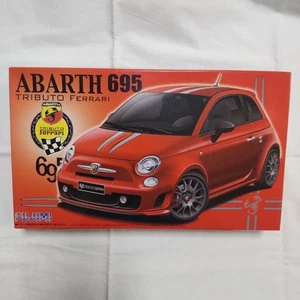 Abarth 695 Tributo Ferrari Fujimi 1/24 - Bild 1 von 6