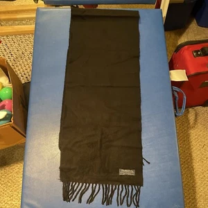 BURBERRY BLACK 100% AUTHENTIC MEN/WOMEN UNISEX WOOL SCARF - Picture 1 of 5