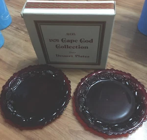 Vintage Avon 1876 Gape God Collection 2 Dessert Plates - Picture 1 of 3