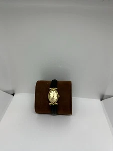 VINTAGE GOLD TONE BLACK LEATHER BAND DIAMOND QUARTZ WATCH JAPAN MVMT f94545 - Picture 1 of 11