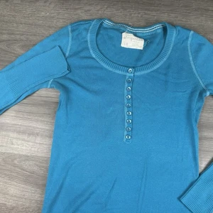 Top tejido azul Aeropostale para mujer talla grande manga larga 1/2 pulóver con botones - Imagen 1 de 13