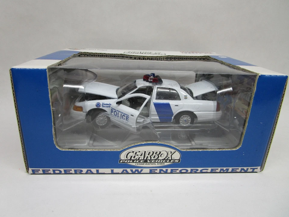 Gearbox Ford Crown Victoria Federal Protection Service Police Diecast 1:43 Scale - Image 1 of 4
