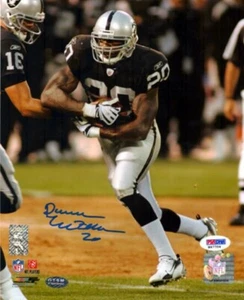 DARREN MCFADDEN AUTOGRAPHED 8X10 PHOTO OAKLAND RAIDERS PSA/DNA STOCK #15096 - Picture 1 of 2