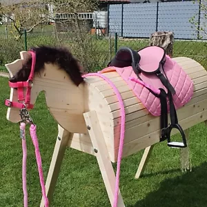 Holzpferd Voltigierpferd Holzpony Pferd Pony braune Mähne mit rosa Sattel bewegl - Bild 1 von 7