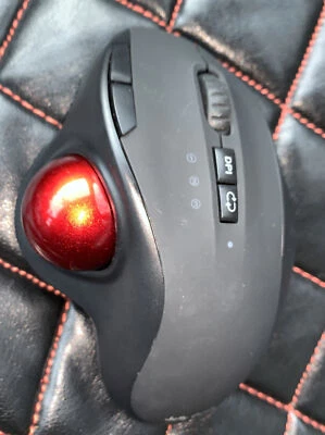 Jelly Comb Bluetooth Trackball Mouse Rechargeable 2.4G USB Wireless & Bluetooth - Image 1 of 4