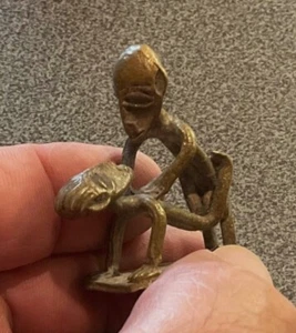 RARE 19th CENTURY AFRICAN BENIN TRIBE EROTIC BRONZE GOLD WEIGHT STATUETTE.28.7 g - Picture 1 of 10