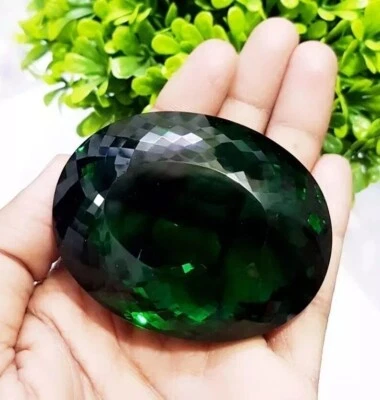 Huge Oval Cut Certified AAA Dark Green 1000.40 Ct Topaz Natural Gemstone - Image 1 of 4