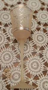 Etched Crystal Long Stem Wine Glass ~ Hand Made In Romania Sticker ~ New - Picture 1 of 7