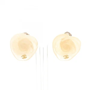 CHANEL Camelia Clip-on Earrings Gold Plated Plastic Pink Used COCO CC - Picture 1 of 6