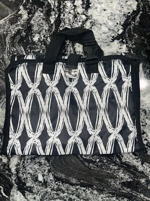Thirty One Hanging Jewelry Folding Travel Makeup Brush Bag Zip Black White Link - Image 1 of 4