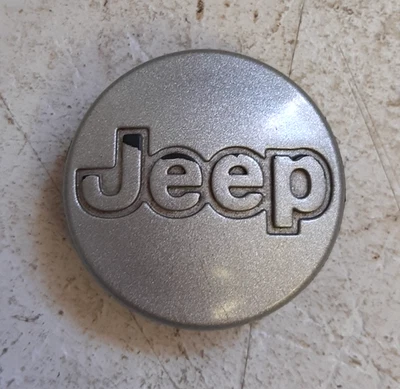 ОРИГИНАЛЬНЫЙ ЦЕНТРАЛЬНЫЙ КОЛПАК КОЛЕСА JEEP CHEROKEE, GRAND CHEROKEE, WRANGLER NO4 БЕСПЛАТНАЯ ДОСТАВКА!!! - Изображение 1 из 4