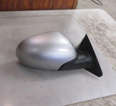 2000-2003 Volkswagen Beetle Right Passenger Side View Power Mirror Door Silver - Image 1 of 4