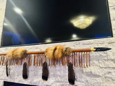 手工制作美洲原住民印第安切诺基狐狸矛注册成员 60 英寸 — 第 1/4 张图片