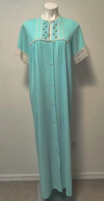 Vintage Dream Away Rare Peignoir Robe Med Nylon Lace Floral Full Length EUC - Image 1 of 4