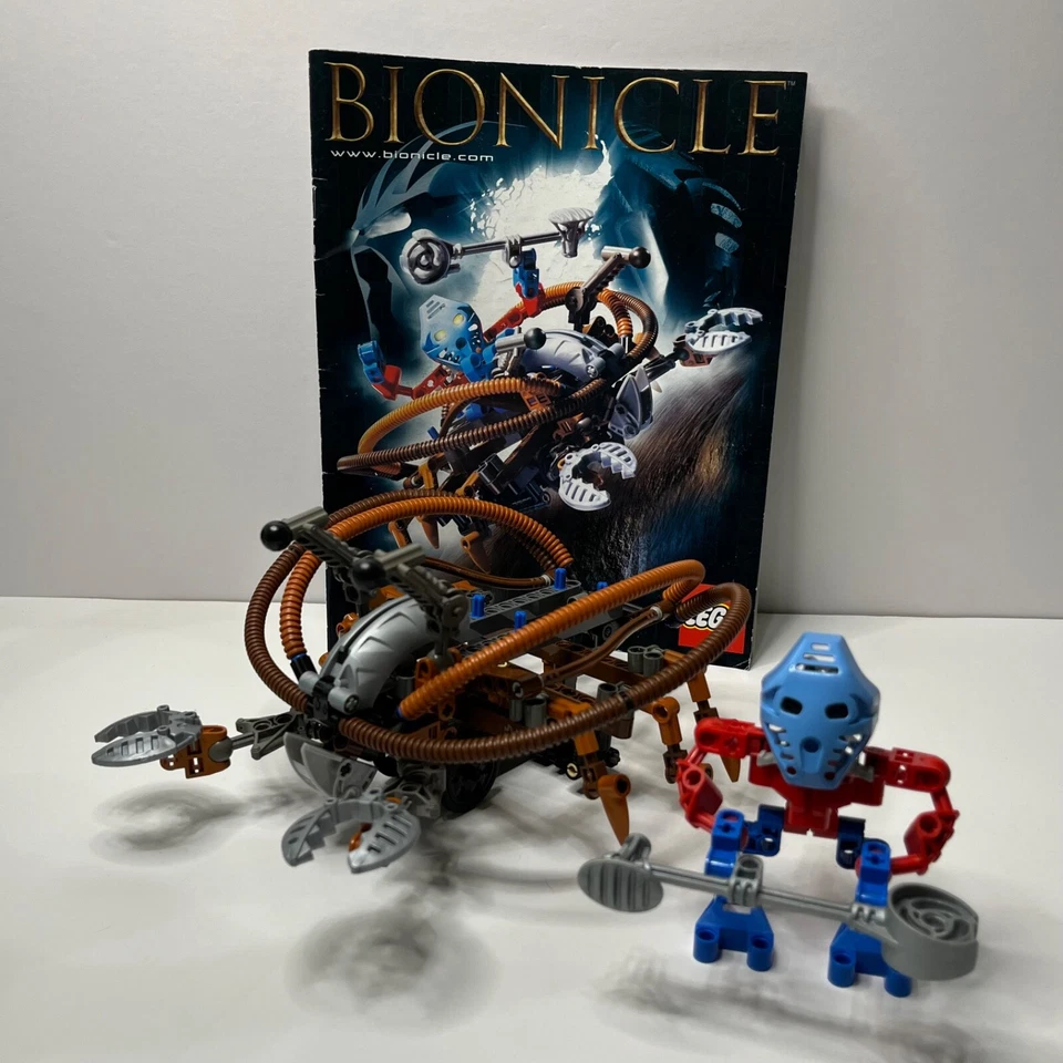 LEGO Bionicle Titans Takua & Pewku 8595 completo con instrucciones Foto 1 de 4