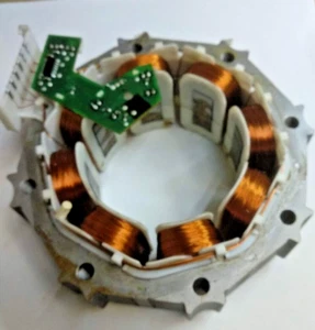 motore bimby tm31 - STATORE SENZA SCHEDA . ANCHE SE IN FOTO C'è - Foto 1 di 2