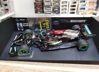 MINICHAMPS 1:18 Benz AMG F1 W12 2021 #44 Hamilton RU Diecast Model Car 100 Wins - Image 1 of 3
