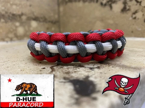 Tampa Bay Buccaneers Paracord Bracelet Super Bowl LV NFC 2020 Champions Cover